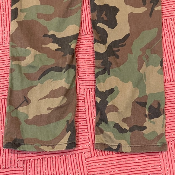 Ralph Lauren Girls size 8 W24L23.5 rise 9” Camouflage Pants - Picture 7 of 16